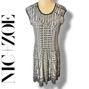 NIC+ZOE Sleeveless Fit & Flare Knit Dress, Geometric Black Blue White PS
